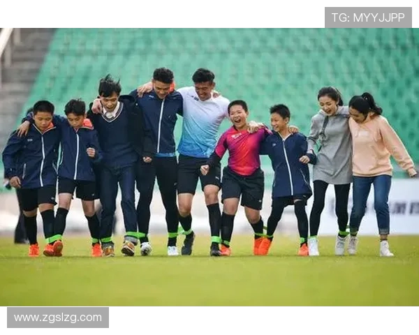 达尼洛的足球之路：从青涩少年到世界舞台的闪耀明星