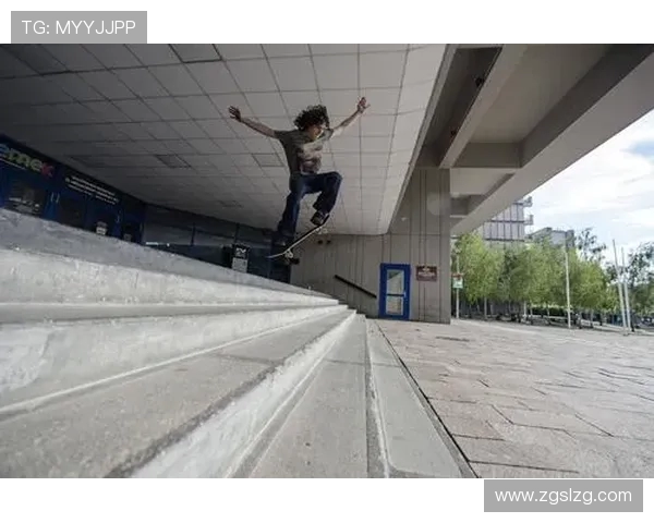 成都滑板队与重庆滑板队赛后复盘分析灵活性表现与战术对比